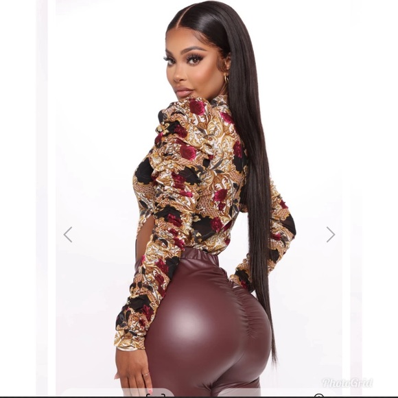 Fashion nova body suit - Picture 2 of 3